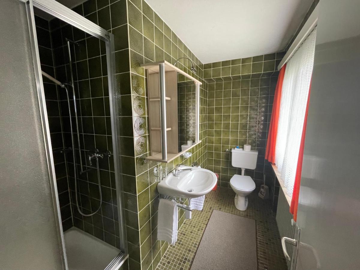 Hotel Restaurant Gommerhof Reckingen エクステリア 写真