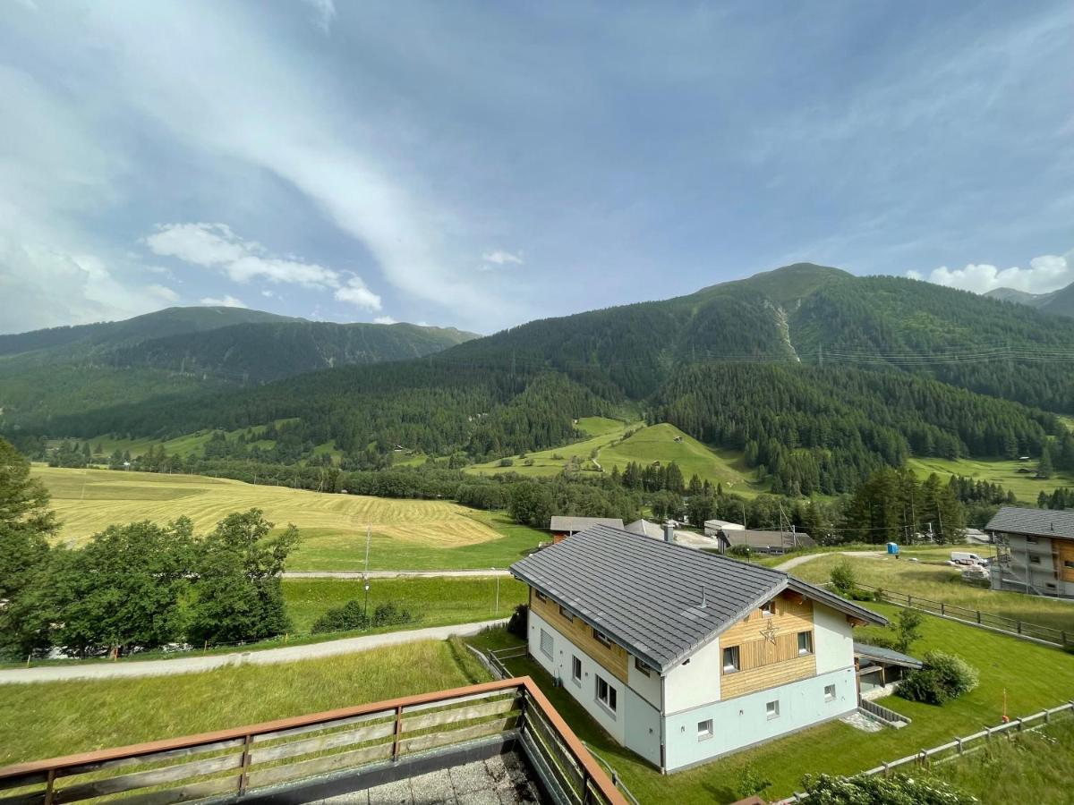 Hotel Restaurant Gommerhof Reckingen エクステリア 写真