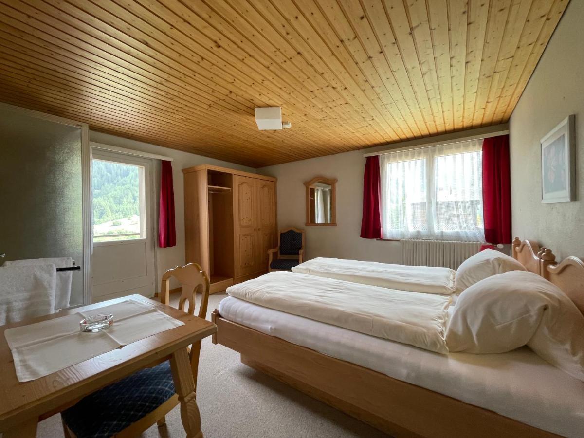 Hotel Restaurant Gommerhof Reckingen エクステリア 写真
