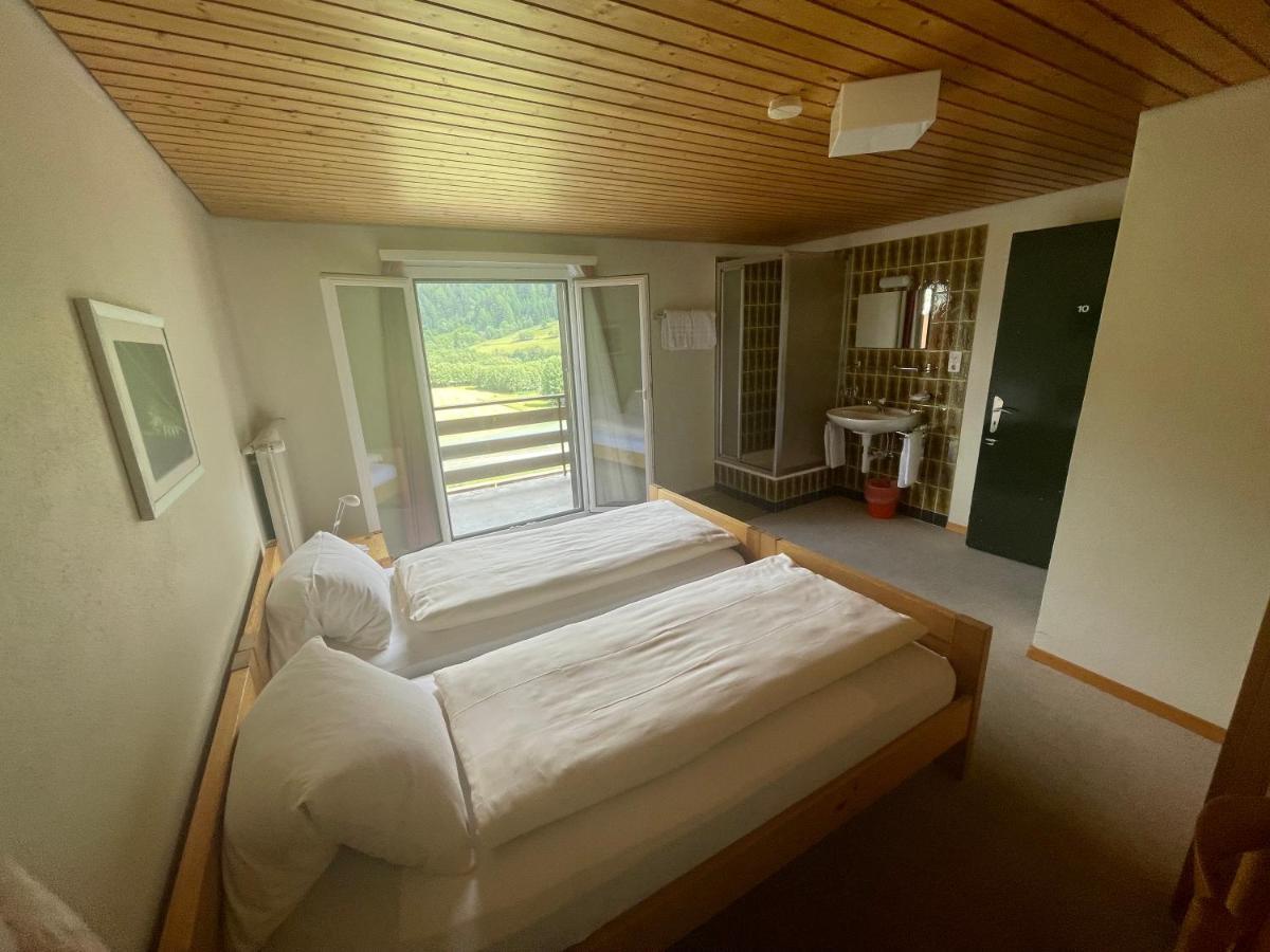 Hotel Restaurant Gommerhof Reckingen エクステリア 写真