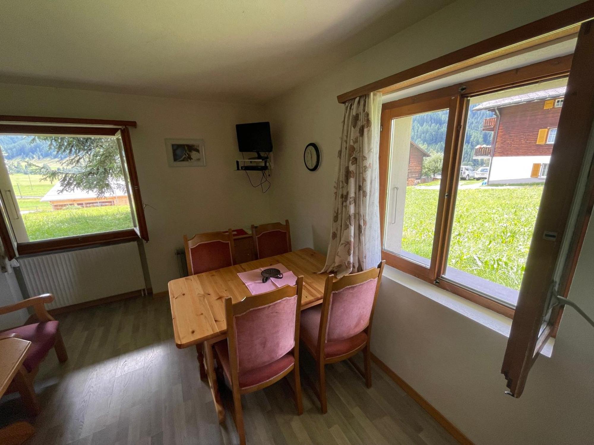 Hotel Restaurant Gommerhof Reckingen 部屋 写真