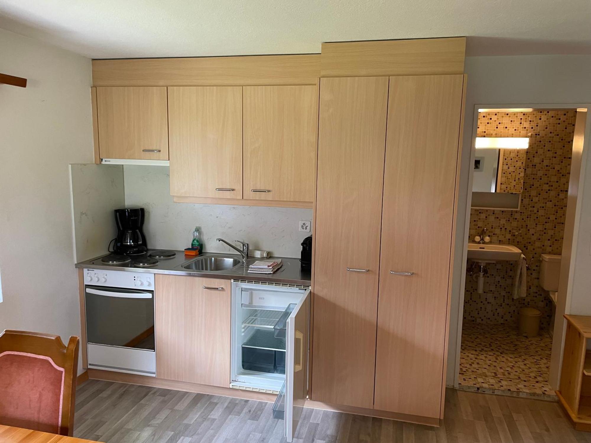 Hotel Restaurant Gommerhof Reckingen 部屋 写真